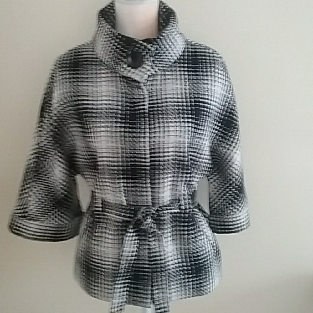 Lined wool waist 3/4 sleeve jacket
